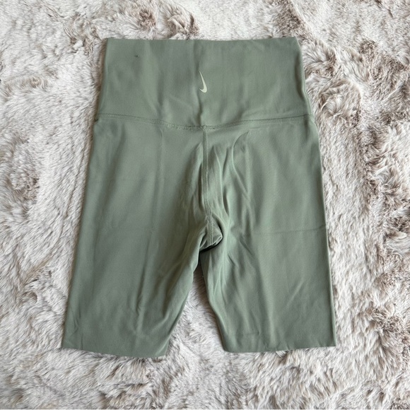 Nike Pants - The Sage Biker Short 🌱 by Nike; Size Small